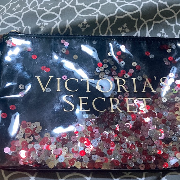 2  Victoria secret bag set ❤️🖤 - Picture 6 of 9